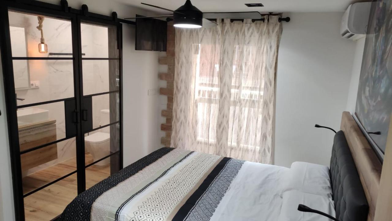 Solymar Poniente Apartamento Recien Reformado A 3 Min De Playa Poniente Y Del Centro Parking Opcional Benidorm Eksteriør bilde