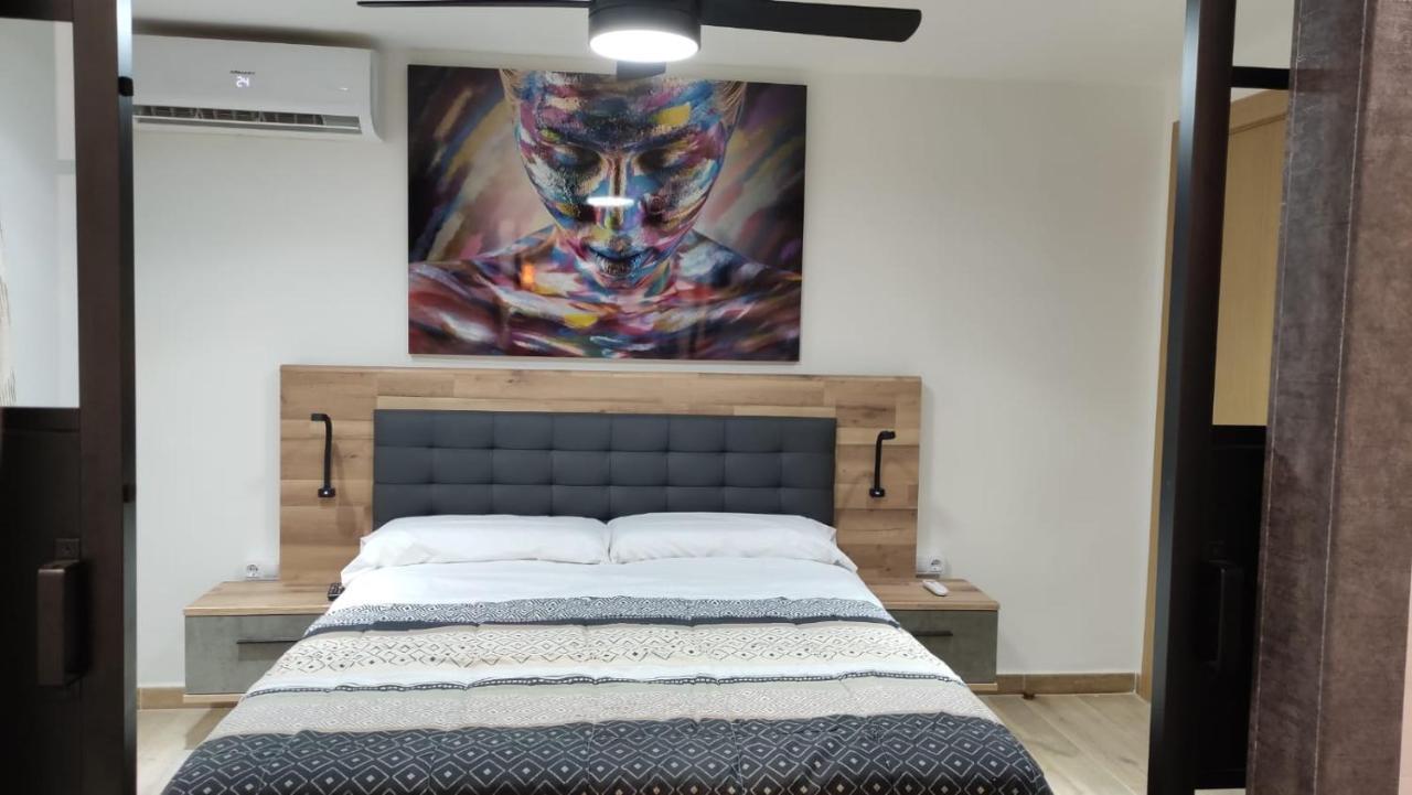 Solymar Poniente Apartamento Recien Reformado A 3 Min De Playa Poniente Y Del Centro Parking Opcional Benidorm Eksteriør bilde