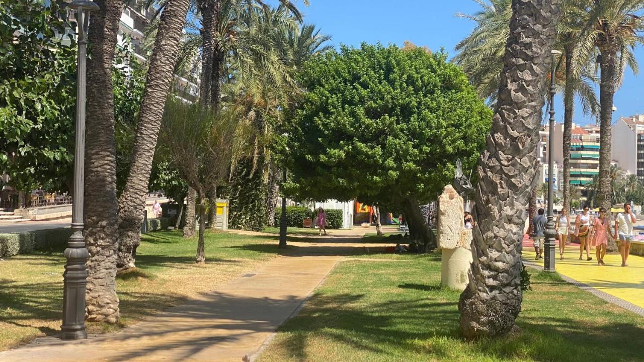 Solymar Poniente Apartamento Recien Reformado A 3 Min De Playa Poniente Y Del Centro Parking Opcional Benidorm Eksteriør bilde