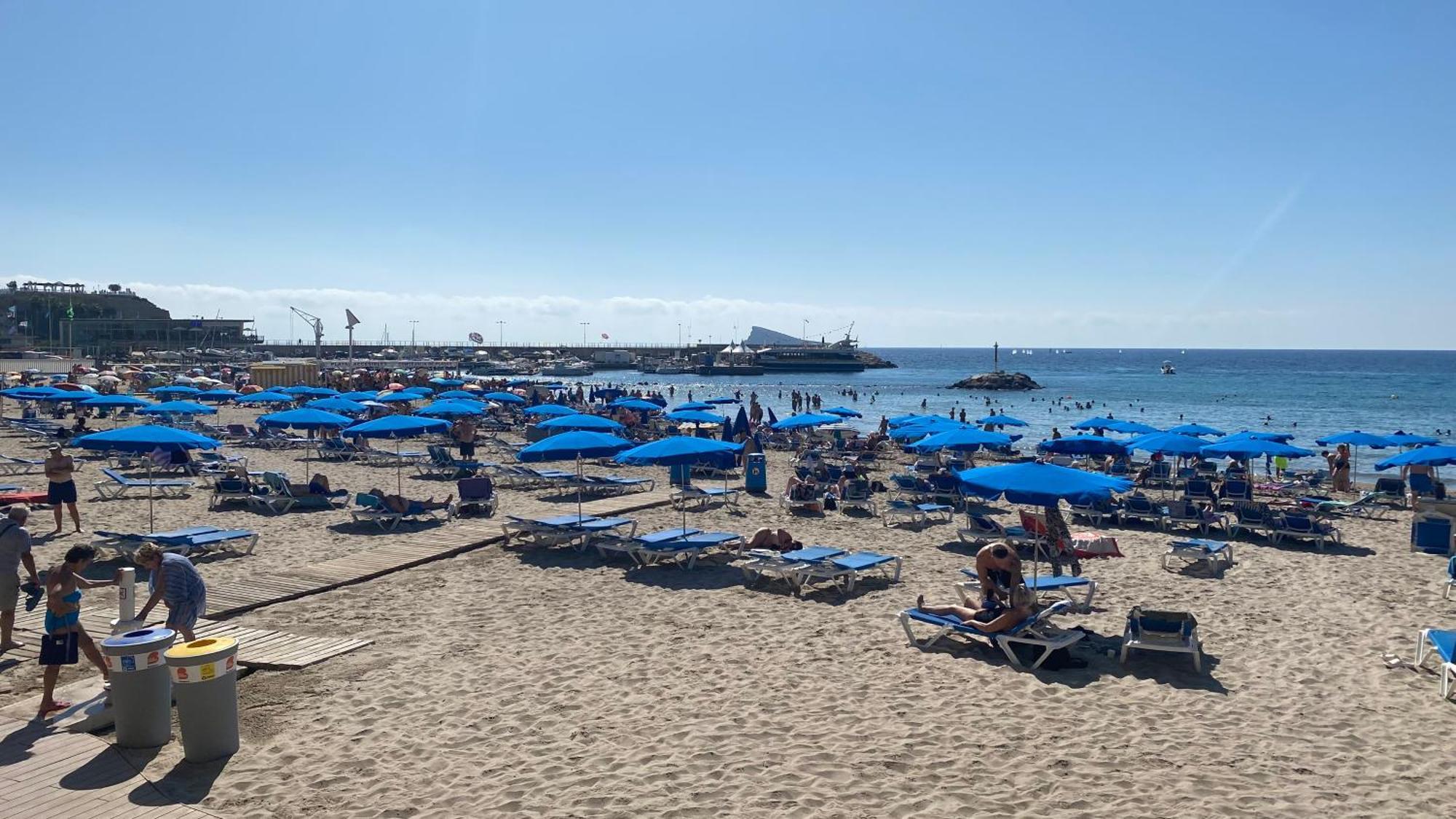 Solymar Poniente Apartamento Recien Reformado A 3 Min De Playa Poniente Y Del Centro Parking Opcional Benidorm Eksteriør bilde